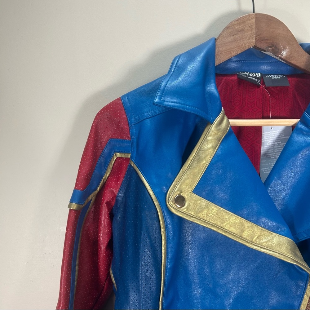 NWT Disney Her Universe Ms. Marvel Faux Leather Moto Cosplay Jacket Size XS - Picture 3 of 10